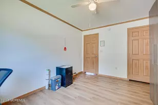 22 Easy St, Freehold, NJ 07728 - Photo 22