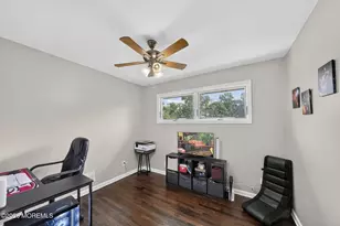 290 Riveredge Rd, Tinton Falls, NJ 07724 - Photo 22