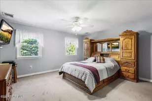 945 N Concourse, Aberdeen Township, NJ 07735 - Photo 16