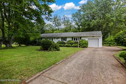 29 Highview Circle, Middletown, NJ 07748 - Photo 2