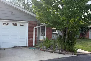 296C Dorchester Dr, Lakewood, NJ 08701 - Photo 2