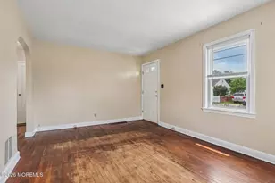 515 Willow St, Lakehurst, NJ 08733 - Photo 4