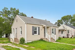 515 Willow St, Lakehurst, NJ 08733 - Photo 2