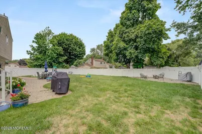 537 Roxbury Road, Belford, NJ 07718 - Photo 20