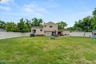 537 Roxbury Rd, Belford, NJ 07718 - Photo 22