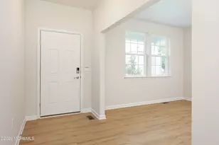1 Dahlia Ct, Bayville, NJ 08721 - Photo 4