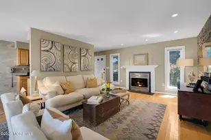 33 Tower Hill Dr, Red Bank, NJ 07701 - Photo 2