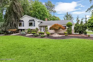 323 Union Hill Rd, Manalapan Township, NJ 07726 - Photo 6