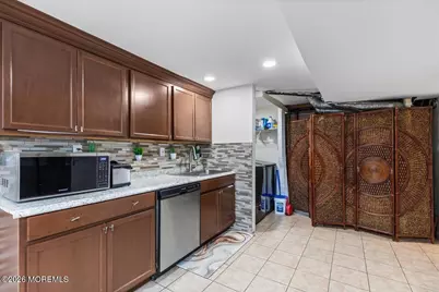 323 Union Hill Road, Manalapan Township, NJ 07726 - Photo 34