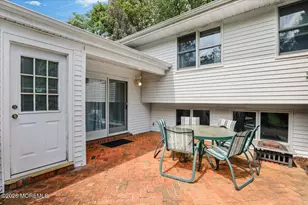323 Union Hill Rd, Manalapan Township, NJ 07726 - Photo 44