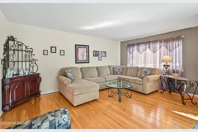 20 Jay Court, Hazlet Township, NJ 07730 - Photo 10
