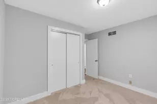 10 Oakwood Dr, New Egypt, NJ 08533 - Photo 20