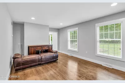 10 Oakwood Drive, New Egypt, NJ 08533 - Photo 12