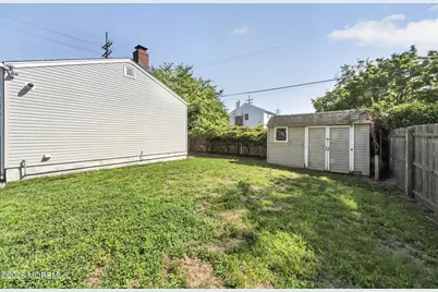 2010 Florence Avenue, Hazlet Township, NJ 07730 - Photo 26