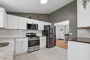 328 Georgia Dr, Brick, NJ 08723 - Photo 10
