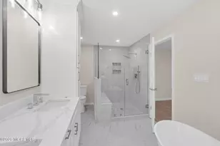 14 Mayfair Ct, Little Silver, NJ 07739 - Photo 12