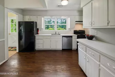 1860 New York Avenue, Whiting, NJ 08759 - Photo 10
