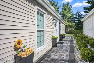 65 Hazel Drive, Freehold, NJ 07728 - Photo 4