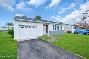 214 Westbrook Dr, Toms River Township, NJ 08757 - Photo 4