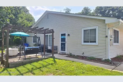 16 Debbie Drive #5101, Brick, NJ 08724 - Photo 2