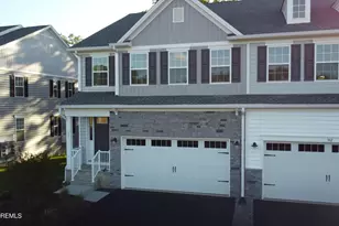301 Holland Dr, Marlboro Township, NJ 07746 - Photo 4