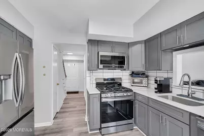 40 Kiwi Loop, Howell Township, NJ 07731 - Photo 16