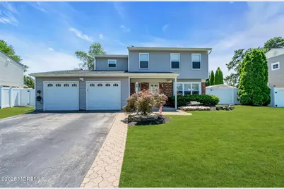 40 Kiwi Loop, Howell Township, NJ 07731 - Photo 2