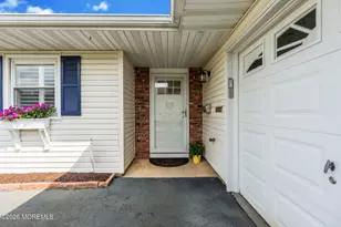 49 Sidney Ct, Brick, NJ 08724 - Photo 6