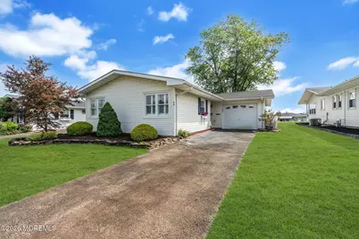 49 Sidney Court, Brick, NJ 08724 - Photo 4