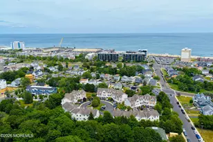 302 Villa Dr, Long Branch, NJ 07740 - Photo 6