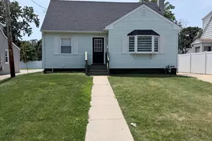 142 Monmouth Rd, Oakhurst, NJ 07755 - Photo 2