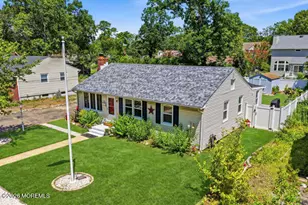 424 Prospect Ave, Pine Beach, NJ 08741 - Photo 2