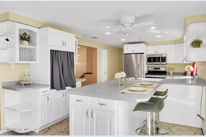 38 Illinois Avenue, Middletown, NJ 07748 - Photo 28