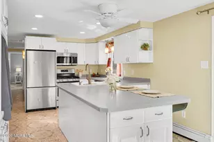 38 Illinois Ave, Middletown, NJ 07748 - Photo 26