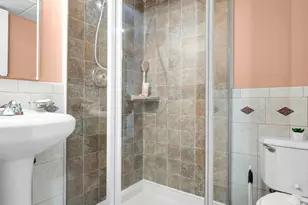 38 Illinois Ave, Middletown, NJ 07748 - Photo 16