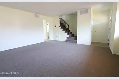 814 Laurel Street, Lakehurst, NJ 08733 - Photo 4