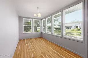 206 Huntington Dr, Lakewood, NJ 08701 - Photo 6