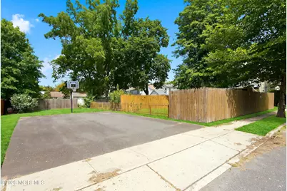 135-137 N Academy Street, Hightstown, NJ 08520 - Photo 26