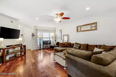 102 Whitlock Court, Manalapan Township, NJ 07726 - Photo 10