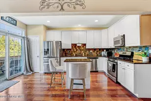 102 Whitlock Ct, Manalapan Township, NJ 07726 - Photo 16