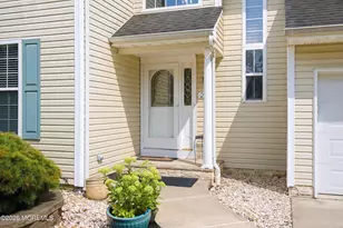 2610 Allen St, Point Pleasant, NJ 08742 - Photo 2