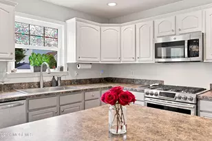 2610 Allen St, Point Pleasant, NJ 08742 - Photo 10