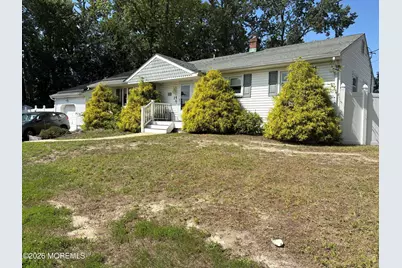 15 Lake Drive, Howell Township, NJ 07731 - Photo 2