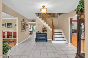 16 Groendyke Cir, Millstone Township, NJ 08535 - Photo 2