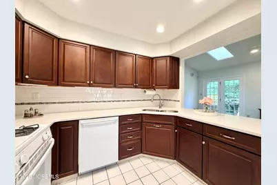 24 Abbey Lane, Marlboro Township, NJ 07746 - Photo 14