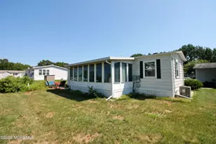 509 Rosalind Rd, Freehold, NJ 07728 - Photo 28