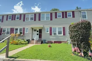 27 Barker Ave, Shrewsbury, NJ 07724 - Photo 2