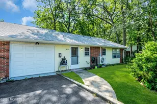148A Gramercy Ct, Lakewood, NJ 08701 - Photo 1