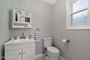 7 Gregg Ln, Bayonne, NJ 07002 - Photo 32
