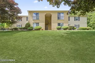701 Zlotkin Cir, Freehold, NJ 07728 - Photo 2
